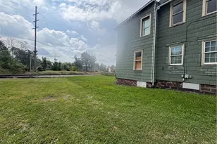 1210 Lawrence Rd NE, Canton, OH 44705 - Photo 5