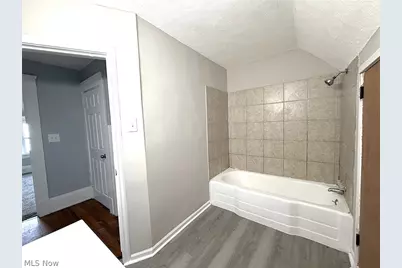 12516 Cornado Avenue, Loveland, OH 44108 - Photo 21