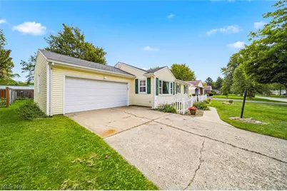1016 Treelane Drive, Ashtabula, OH 44004 - Photo 3