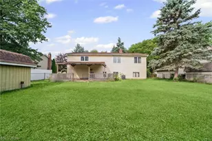 461 Delaware Dr, Brunswick, OH 44212 - Photo 3