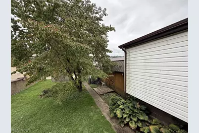 3712 Lincoln Avenue, Shadyside, OH 43947 - Photo 5