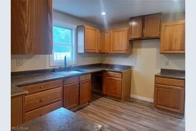 148 Elm Street, Struthers, OH 44471 - Photo 5
