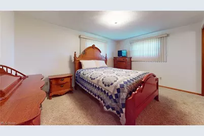 240 N 20th Street, Weirton, WV 26062 - Photo 15