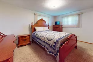 240 N 20th St, Weirton, WV 26062 - Photo 15