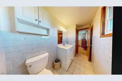 240 N 20th Street, Weirton, WV 26062 - Photo 17