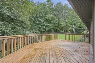 2500 Treetop Cir NE, Canton, OH 44705 - Photo 3