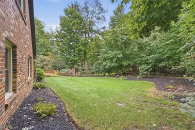 2500 Treetop Circle NE, Canton, OH 44705 - Photo 5