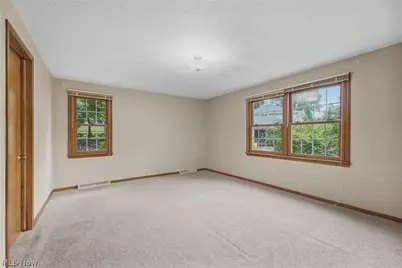 2500 Treetop Circle NE, Canton, OH 44705 - Photo 33