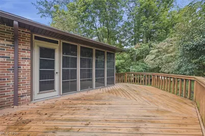 2500 Treetop Circle NE, Canton, OH 44705 - Photo 11