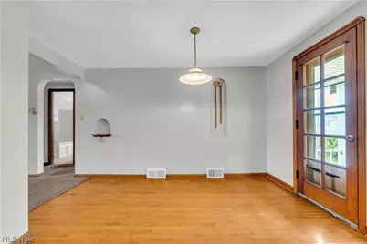3819 W 137th Street #2/UP, Loveland, OH 44111 - Photo 3