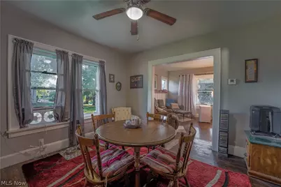 1215 Bellflower Avenue SW, Canton, OH 44710 - Photo 11