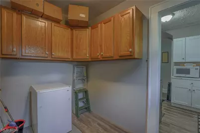 1215 Bellflower Avenue SW, Canton, OH 44710 - Photo 7