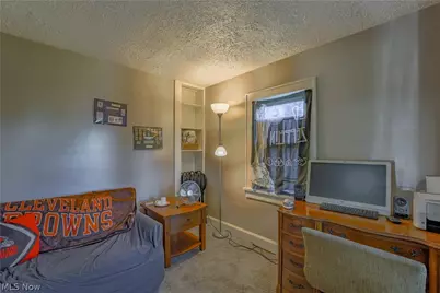 1215 Bellflower Avenue SW, Canton, OH 44710 - Photo 13