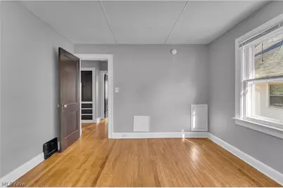 1347 Marlowe Avenue #2/UP, Oakwood, OH 44107 - Photo 15