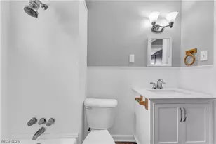 1347 Marlowe Ave, Oakwood, OH 44107 - Photo 17