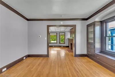 1347 Marlowe Avenue #2/UP, Oakwood, OH 44107 - Photo 9