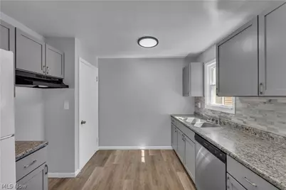 15506 Westview Avenue, Loveland, OH 44128 - Photo 9