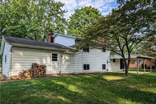8636 Camelot Ave NW, Canal Fulton, OH 44614 - Photo 27