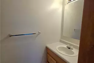 139 Meadowpark Dr, Cambridge, OH 43725 - Photo 21