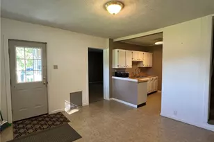 56 E Ashtabula St, Jefferson, OH 44047 - Photo 13