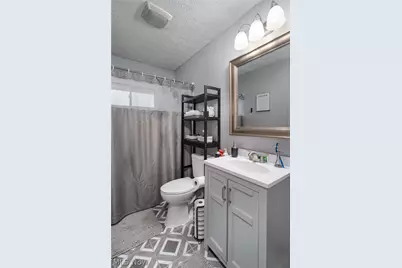 4214 Meadow Lane, Lorain, OH 44055 - Photo 17