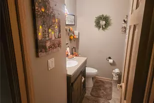 262 Topaz Cir, Canfield, OH 44406 - Photo 23