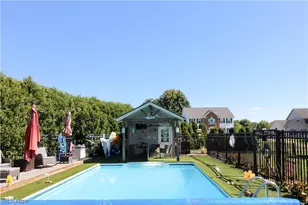 262 Topaz Cir, Canfield, OH 44406 - Photo 5