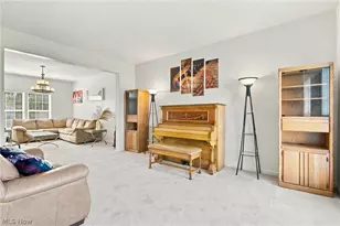 7372 Meadow Brooke Way, Northfield, OH 44067 - Photo 11