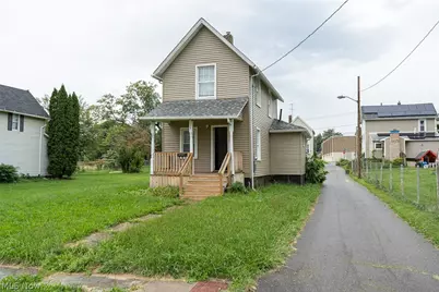 1747 5th Street SE, Canton, OH 44707 - Photo 3