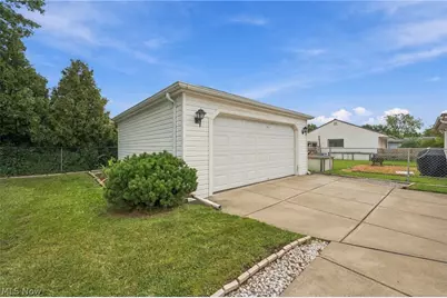 15402 Louis Avenue, Loveland, OH 44135 - Photo 31