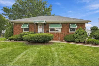 15402 Louis Avenue, Loveland, OH 44135 - Photo 1