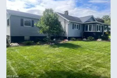11118 Orrville Street NW, Massillon, OH 44647 - Photo 1