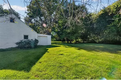 2825 E Center Street, Conneaut, OH 44030 - Photo 9