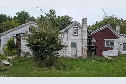 381 Avon Avenue, Vermilion, OH 44089 - Photo 3