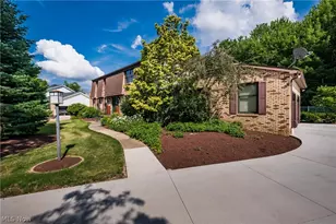1431 Springhaven Cir NE, Massillon, OH 44646 - Photo 3