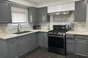 1607 E 34th St, Loveland, OH 44114 - Photo 5