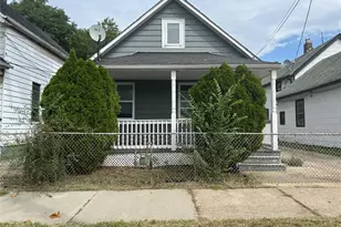 1607 E 34th St, Loveland, OH 44114 - Photo 1
