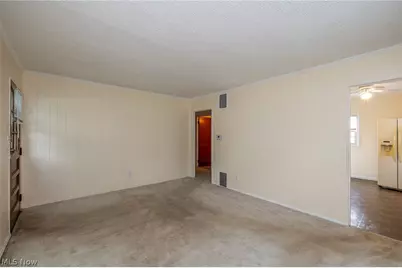 4443 Fulton Road, Loveland, OH 44144 - Photo 9
