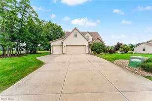 5290 Skye Dr, New Middletown, OH 44442 - Photo 35