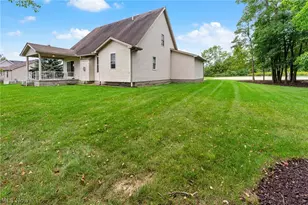 5290 Skye Dr, New Middletown, OH 44442 - Photo 37