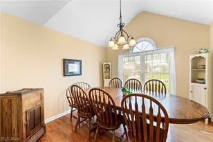 5290 Skye Dr, New Middletown, OH 44442 - Photo 11