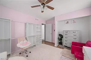 2382 Penny Ln, Youngstown, OH 44515 - Photo 13
