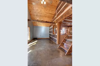 6075 Paris Avenue NE, Louisville, OH 44641 - Photo 15