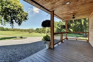 6075 Paris Ave N E, Louisville, OH 44641 - Photo 7