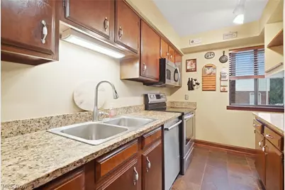 201-H Ohio Street, Marietta, OH 45750 - Photo 9