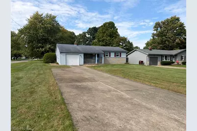 1758 Lancaster Drive, Youngstown, OH 44511 - Photo 37