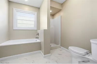 1270 Mallard Pond Circle, Grandview Heights, OH 44147 - Photo 23
