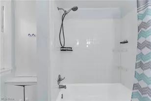 3209 W 92nd St, Loveland, OH 44102 - Photo 19