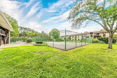 9956 Johnnycake Ridge Road #E15, Concord Twp, OH 44077 - Photo 47