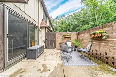 9956 Johnnycake Ridge Road #E15, Concord Twp, OH 44077 - Photo 37